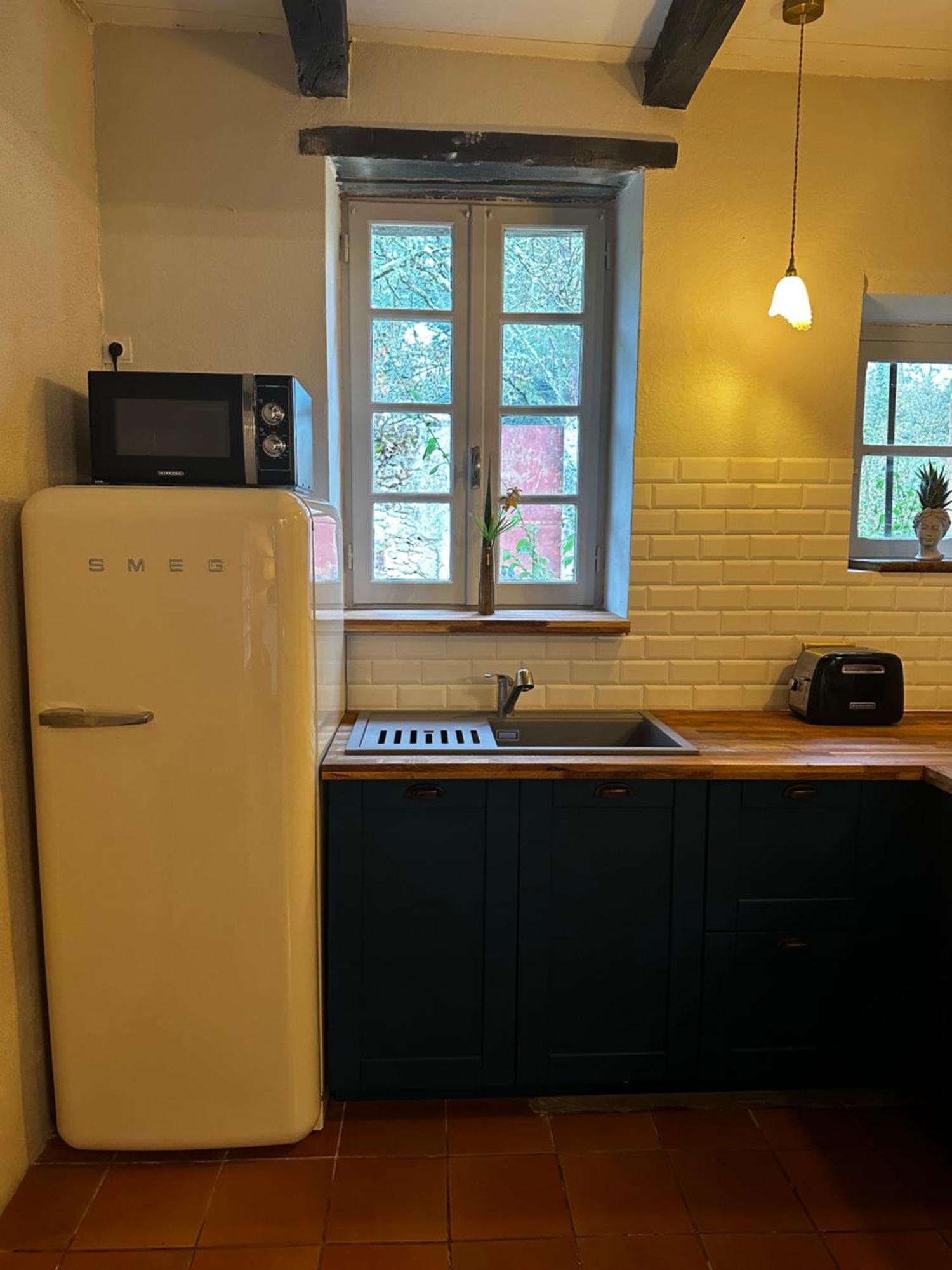 Вилла The Snug House Maurens  Экстерьер фото